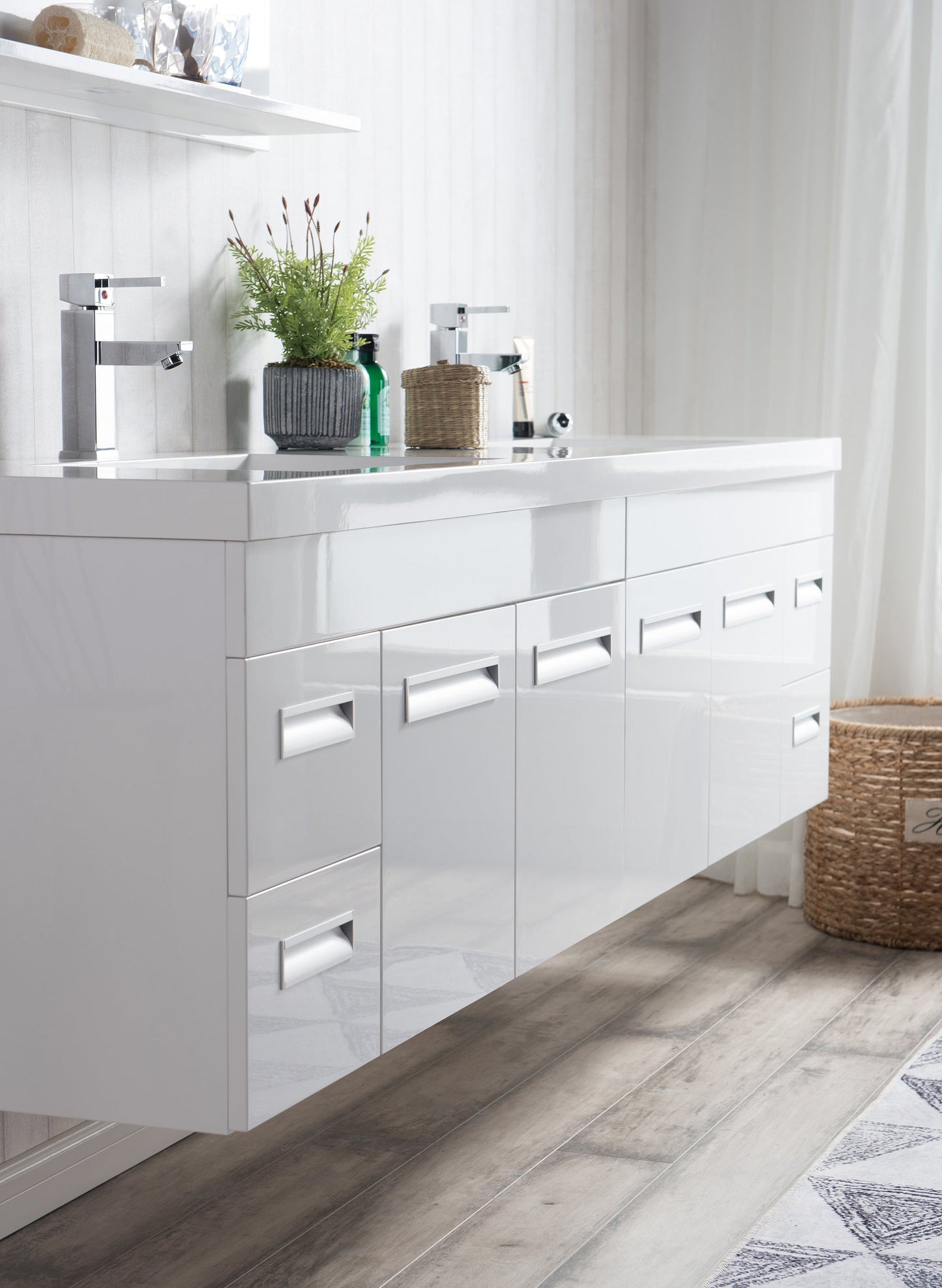 Altas Wall Mounted Vanity